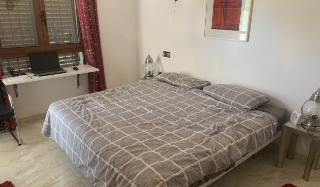 Resale - Villa - Villamartín