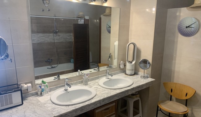 Resale - Villa - Villamartín