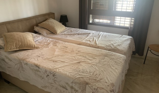 Resale - Villa - Villamartín