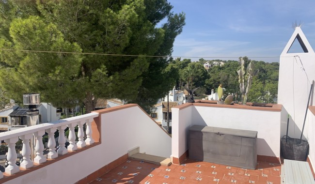 Resale - Villa - Villamartín