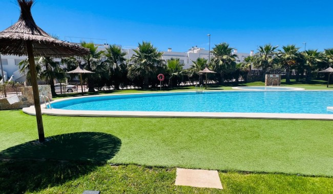 Sprzedaż - Apartament - Entre Naranjos - Vistabella - Entre Naranjos - Vistabella Golf