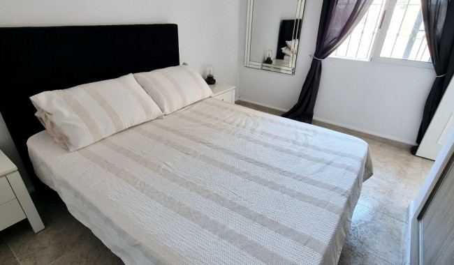 Segunda mano - Villa - Villamartín - Costa Blanca