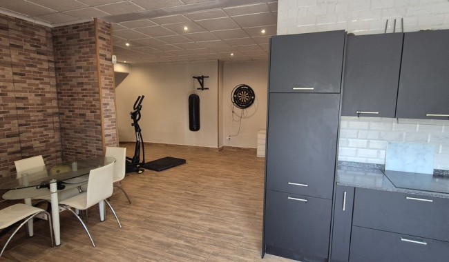 Segunda mano - Villa - Villamartín - Costa Blanca