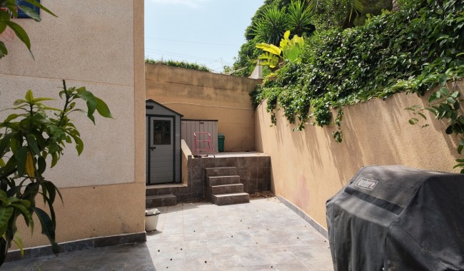Segunda mano - Villa - Villamartín - Costa Blanca