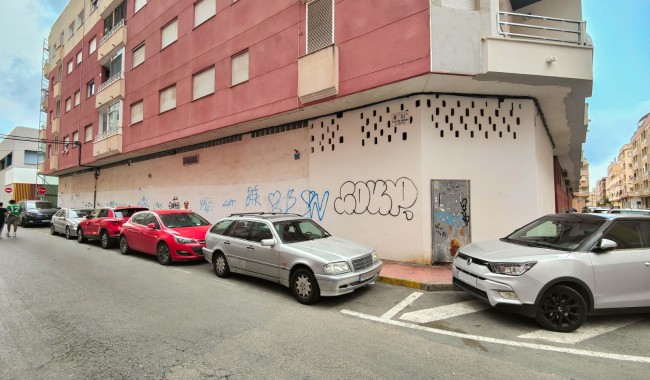 Begagnad - Affärslokaler - Torrevieja - El Acequión - Los Náufragos