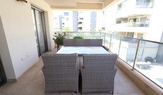 Sprzedaż - Apartament - Orihuela costa - Los Dolses