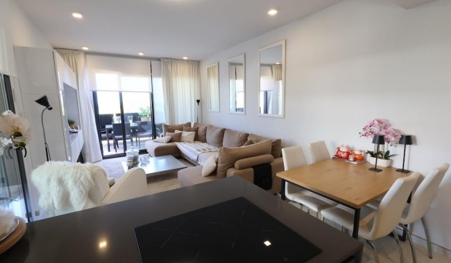 Sprzedaż - Apartament - Orihuela costa - Punta Prima