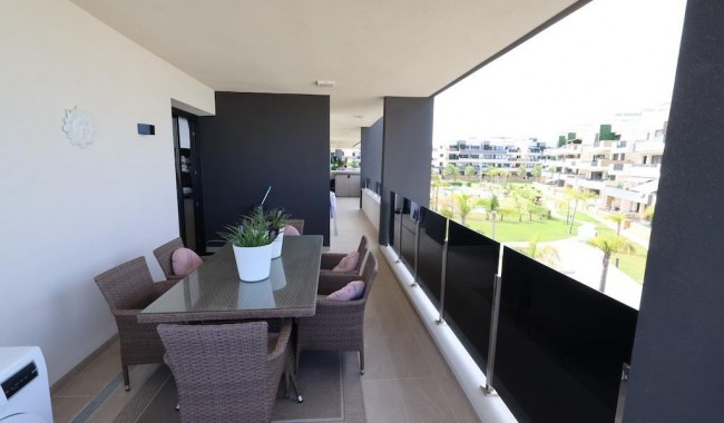 Sprzedaż - Apartament - Orihuela costa - Punta Prima