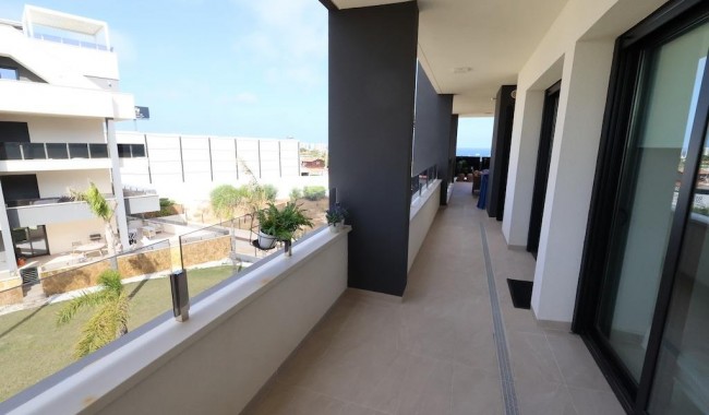 Sprzedaż - Apartament - Orihuela costa - Punta Prima