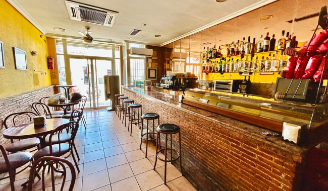 Begagnad - Affärslokaler - Torrevieja - Centro