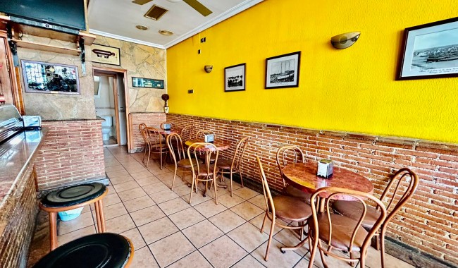 Begagnad - Affärslokaler - Torrevieja - Centro