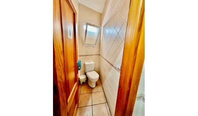 Begagnad - Affärslokaler - Torrevieja - Centro