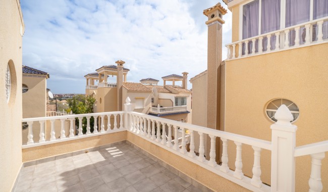 Segunda mano - Villa - Orihuela Costa - PAU 26
