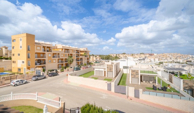 Segunda mano - Villa - Orihuela Costa - PAU 26
