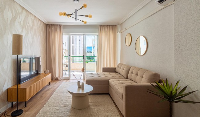 Resale - Apartment - Torrevieja - La Mata
