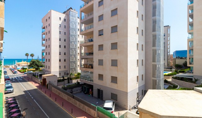 Resale - Apartment - Torrevieja - La Mata