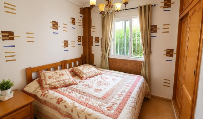 Resale - Apartment - Orihuela Costa - Cabo Roig