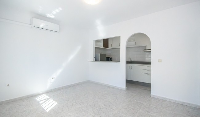 Resale - Townhouse - San Miguel de Salinas