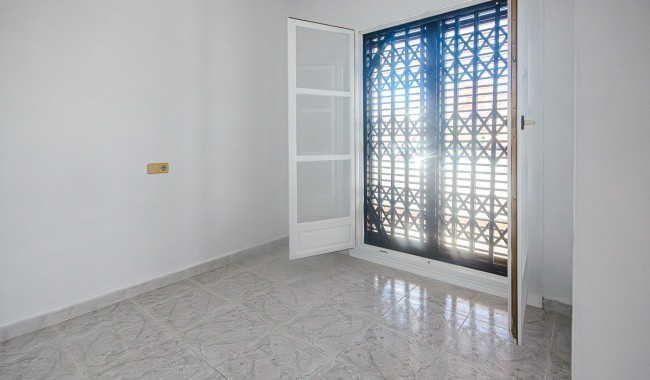 Resale - Townhouse - San Miguel de Salinas