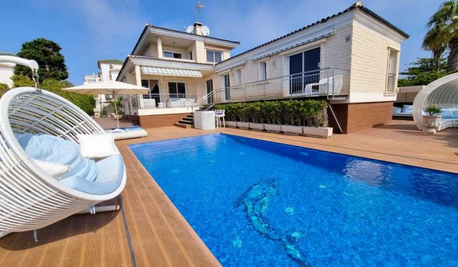 Villa - Brukt - La Mata, Torrevieja - La Mata