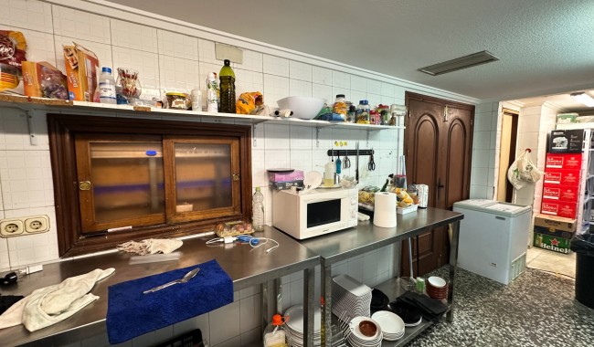 Begagnad - Affärslokaler - Torrevieja - Playa del Cura