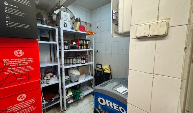 Begagnad - Affärslokaler - Torrevieja - Playa del Cura