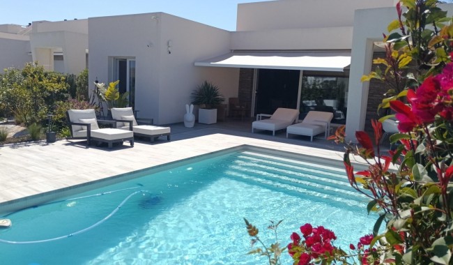 Villa - Brukt - Algorfa - La Finca golf