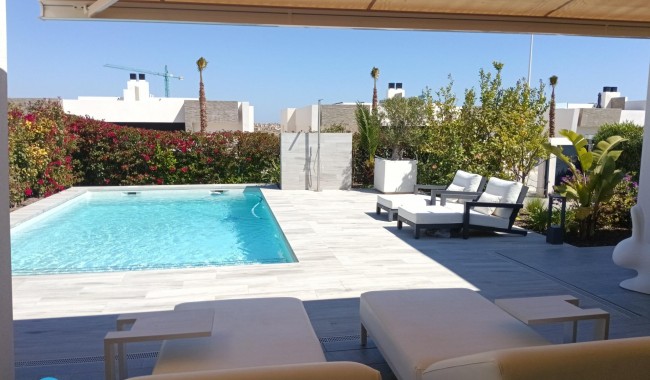 Brukt - Villa - Algorfa - La Finca golf