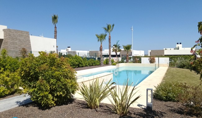 Brukt - Villa - Algorfa - La Finca golf