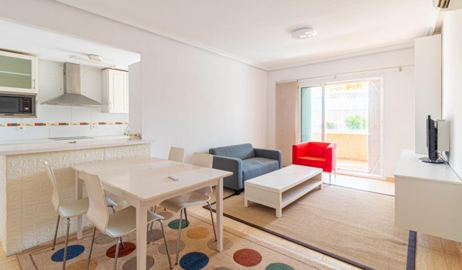 Resale - Apartment - Orihuela Costa - Punta Prima