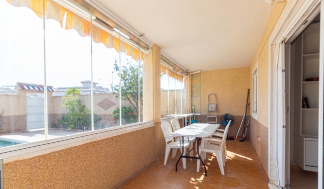 Resale - Apartment - Orihuela Costa - Punta Prima