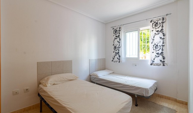 Resale - Apartment - Orihuela Costa - Punta Prima