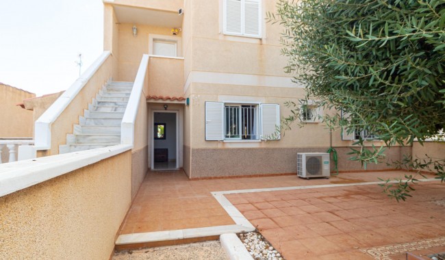 Resale - Apartment - Orihuela Costa - Punta Prima