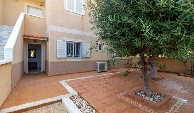 Resale - Apartment - Orihuela Costa - Punta Prima