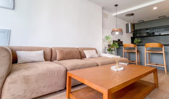 Resale - Townhouse - Torrevieja - Nueva Torrevieja - Aguas Nuevas