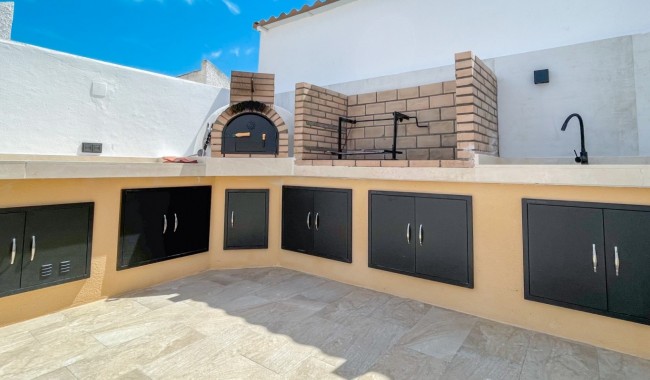 Resale - Townhouse - Torrevieja - Nueva Torrevieja - Aguas Nuevas