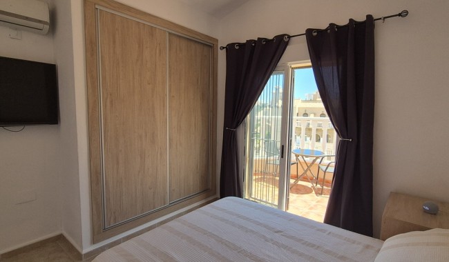 Brukt - Villa - Villamartín - Costa Blanca
