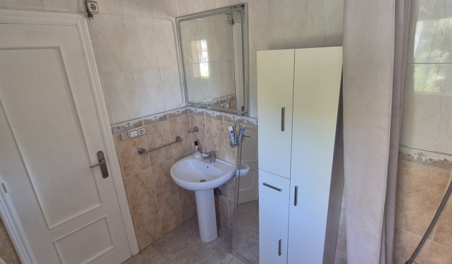 Brukt - Villa - Villamartín - Costa Blanca