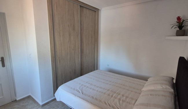 Brukt - Villa - Villamartín - Costa Blanca