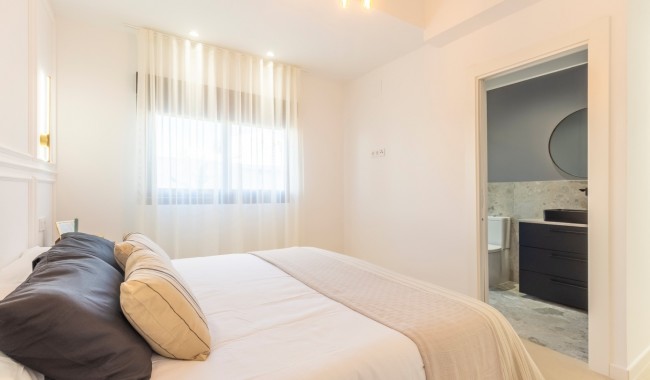 Begagnad - Radhus - Torrevieja - El Chaparral