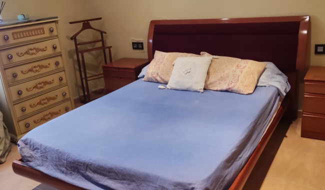 Begagnad - Villa - Torrevieja - Playa de los locos