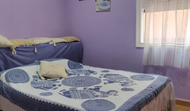 Begagnad - Villa - Torrevieja - Playa de los locos