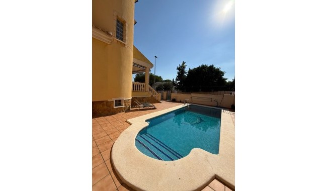 Brukt - Rekkehus - Orihuela - Villamartín