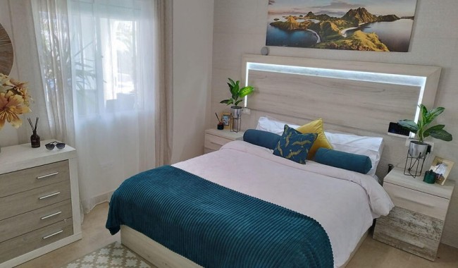 Segunda mano - Villa - Torrevieja