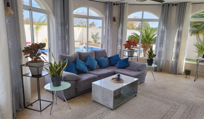 Segunda mano - Villa - Torrevieja
