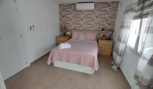 Segunda mano - Villa - Torrevieja