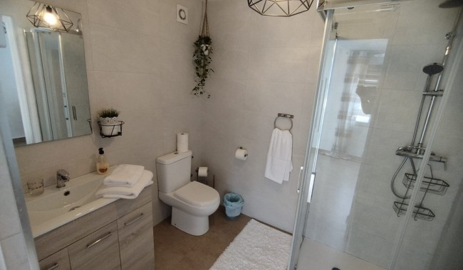 Segunda mano - Villa - Torrevieja