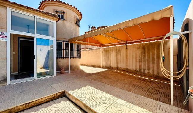 Brukt - Villa - Torrevieja - Urbanización San Luis