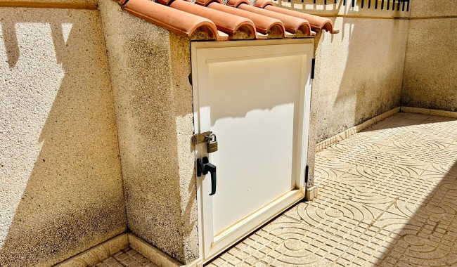 Brukt - Villa - Torrevieja - Urbanización San Luis