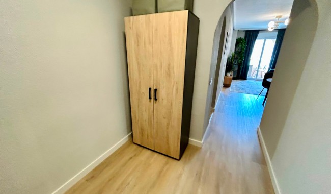 Resale - Apartment - Torrevieja - Centro